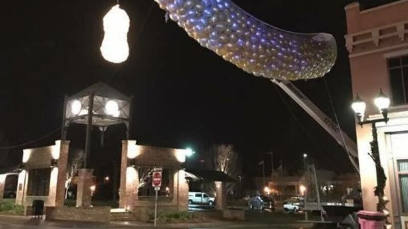 Dothan New Years Peanut Drop: Celebrate 2024 with the Citys Iconic Countdown Event