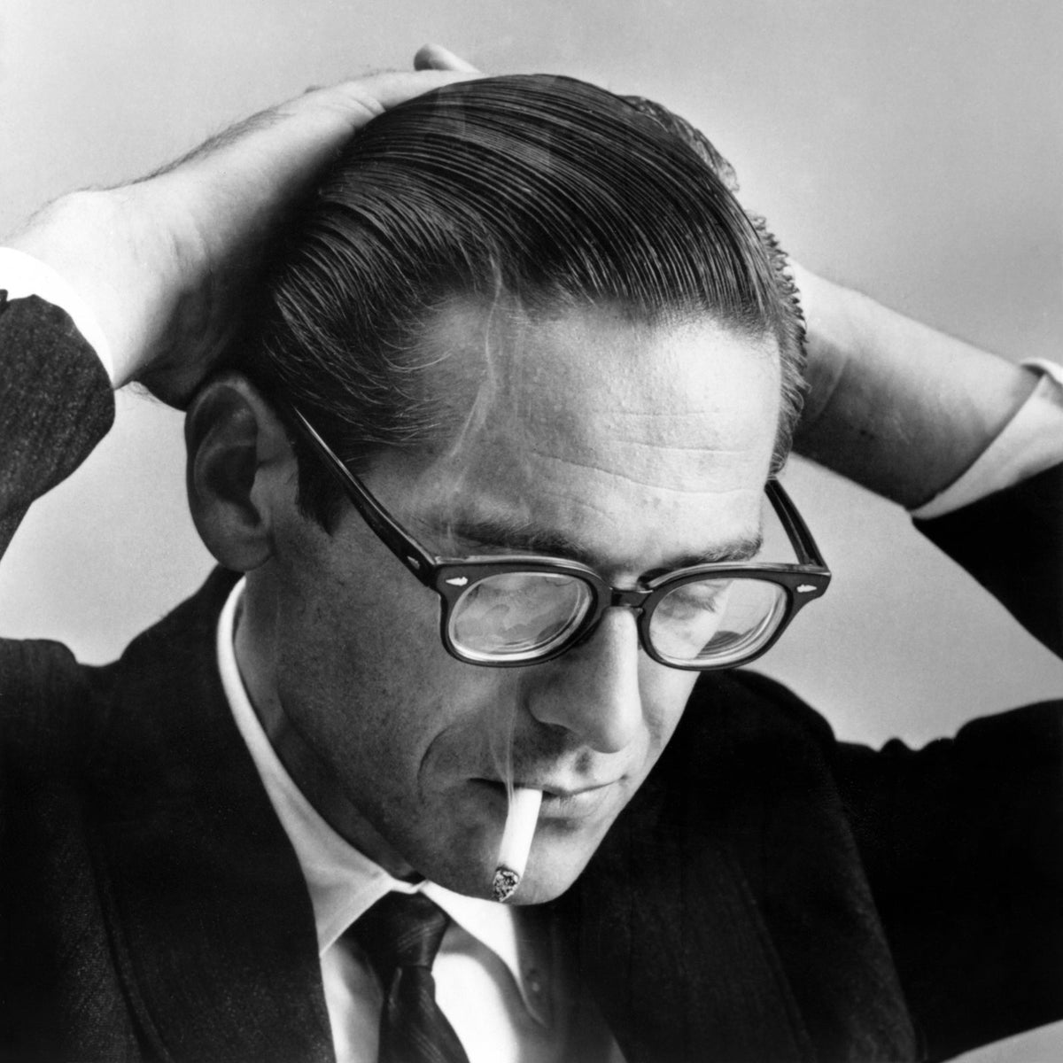 What Type of Glasses Did Bill Evans Wear? Simple Guide for Bill Evans Glasses