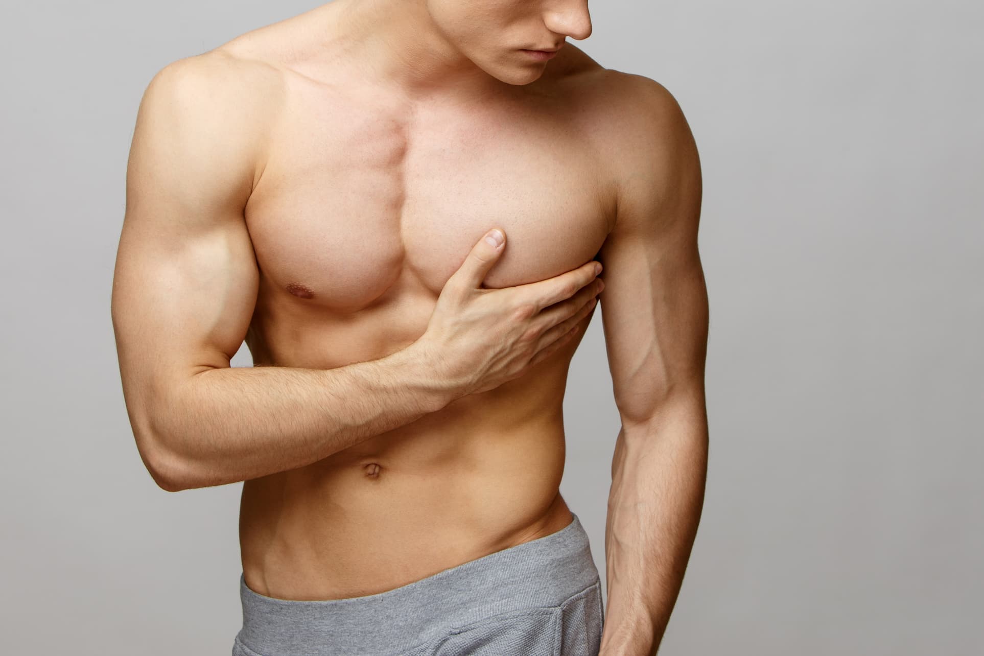 Muscle implant man: How much does it cost? Find affordable options here!