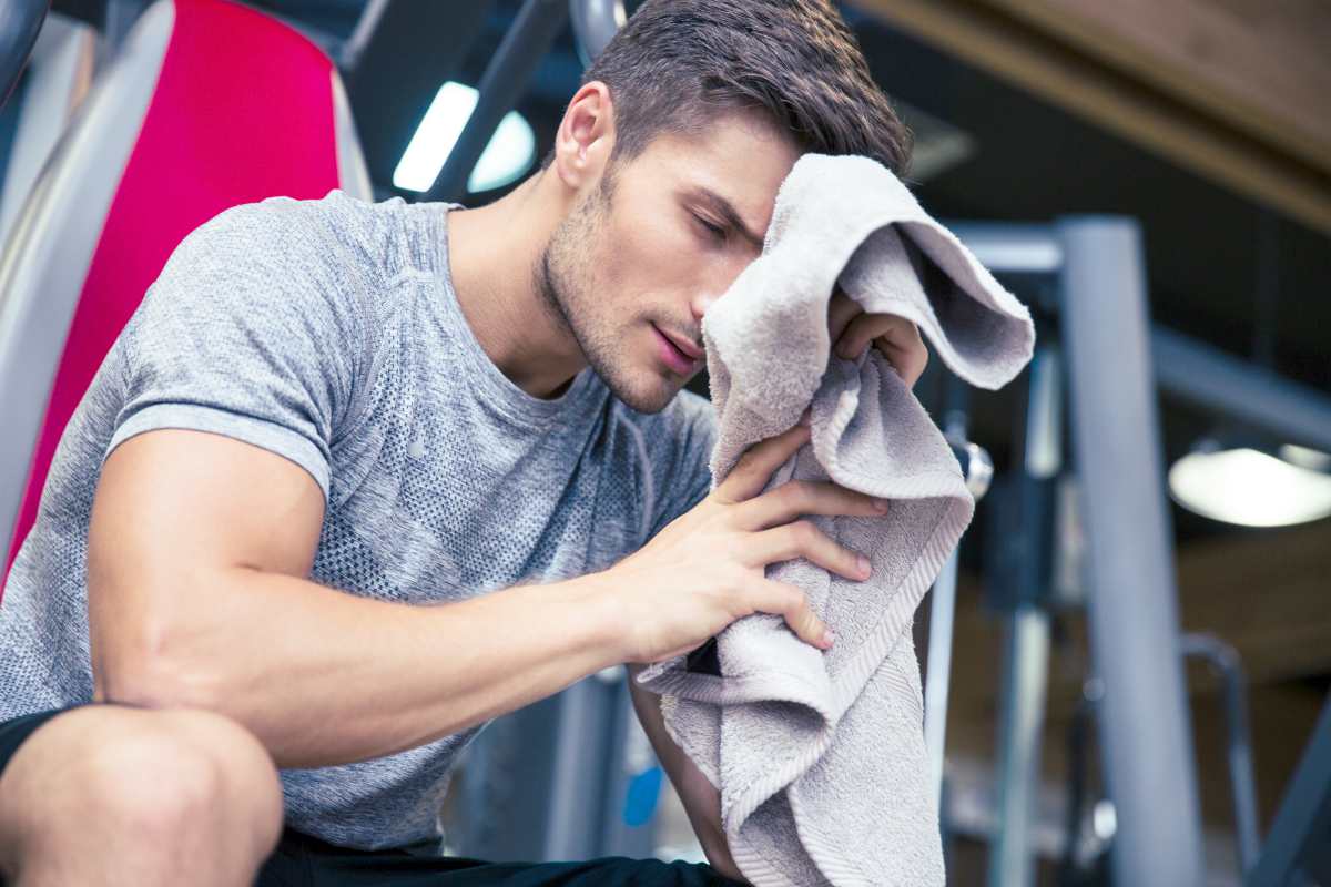 Mens Gym Towel: Why You Need One and How to Choose It