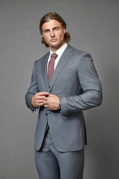 Suits for Guys with Muscles: Look Your Best in a Suit That Complements Your Body!