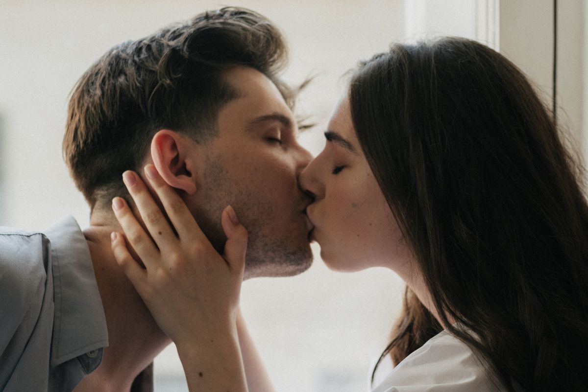 Why Do Guys Like to Bite You While Making Out? Heres the Simple Explanation!